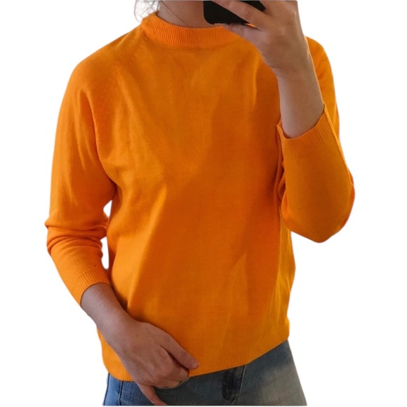 Vintage 60s Bright Orange 3/4 Sleeve Mock Turtleneck Sweater • Small - Picture 5 of 16